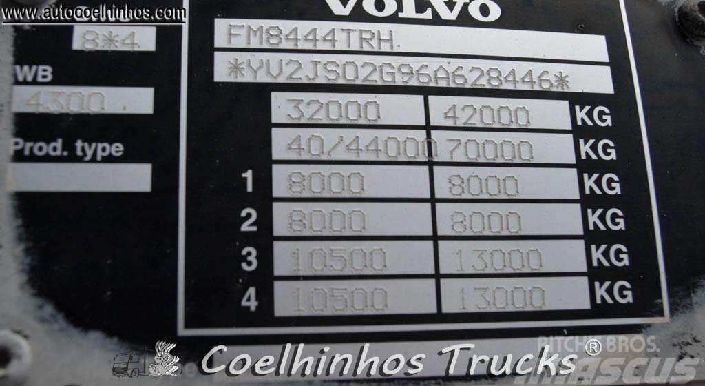 Volvo FM 440  //  8x4 Savivarčių priekabų vilkikai