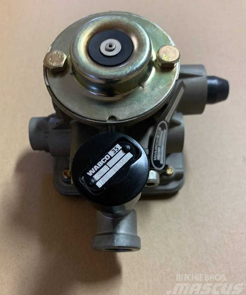 Deutz-Fahr Wabco valve VRR0535801, R0535801 Hidraulikos įrenginiai