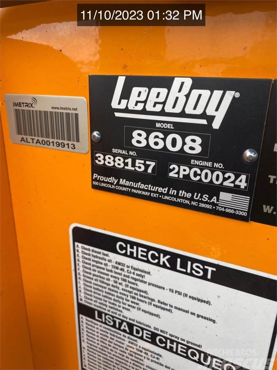 LeeBoy 8608 Asfalto klotuvai
