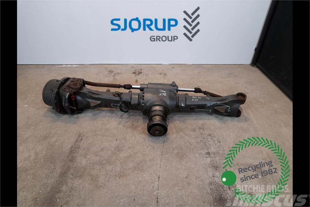 Valtra N163 Disassembled front axle Transmisijos