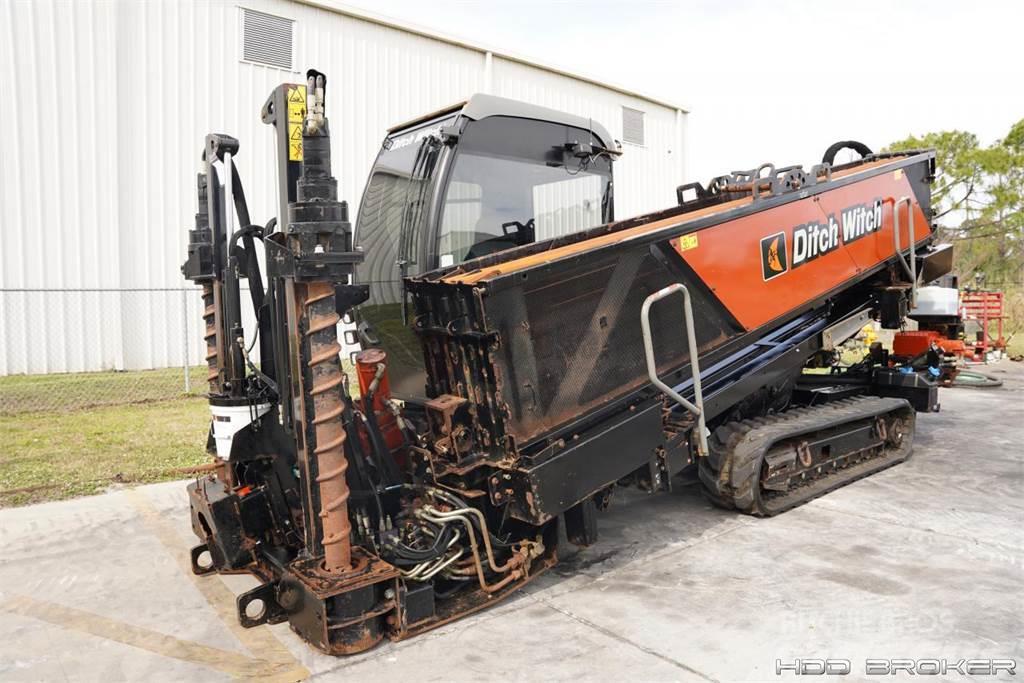Ditch Witch AT40 All Terrain Horizontal Directional Drilling Equipment