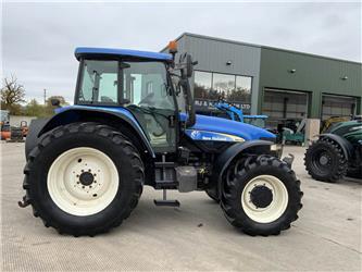 New Holland TM155 Tractor (ST19536)