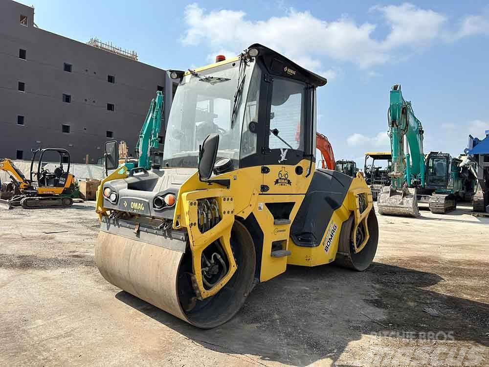Bomag BW154AD-5 Plate compactors