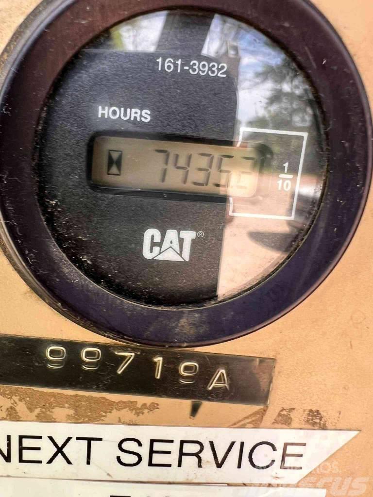 CAT 143 H Graders