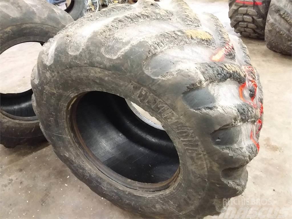 Trelleborg Twin 428 710/45x26,5 Tyres, wheels and rims