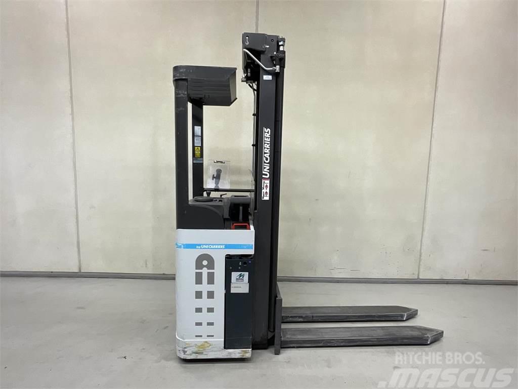 UniCarriers AJN160SDT Self propelled stackers