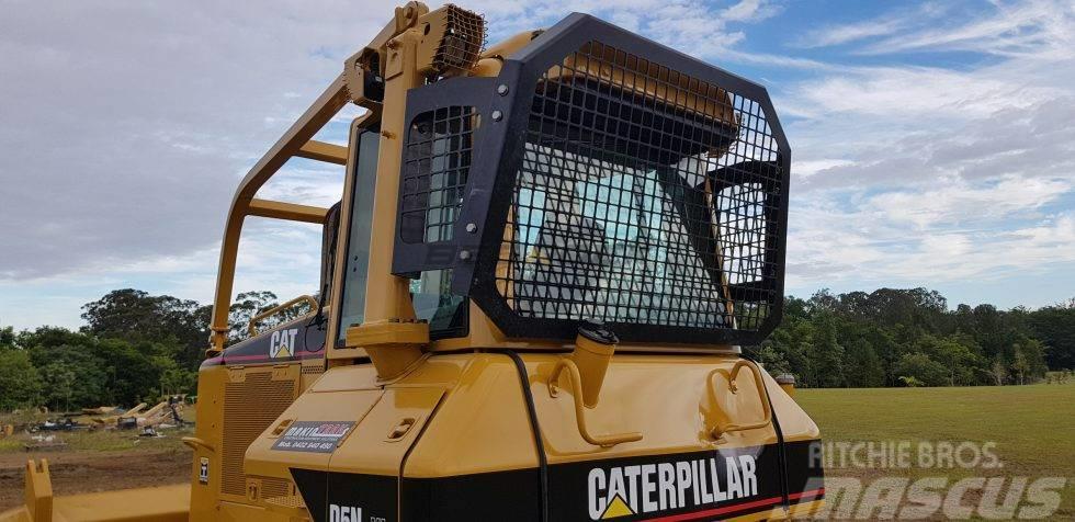 CAT Screens and Sweeps package for D5N Other tractor accessories