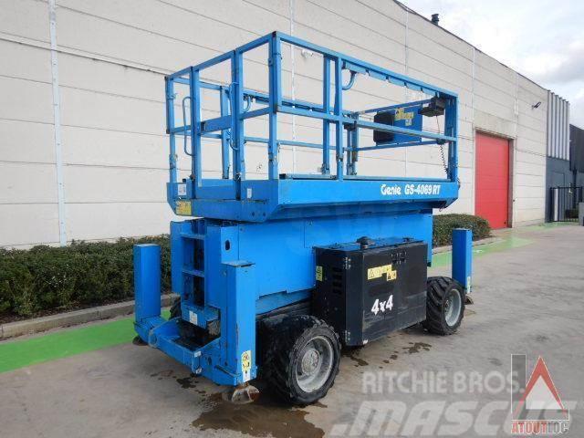 Genie GS-4069RT Articulated boom lifts