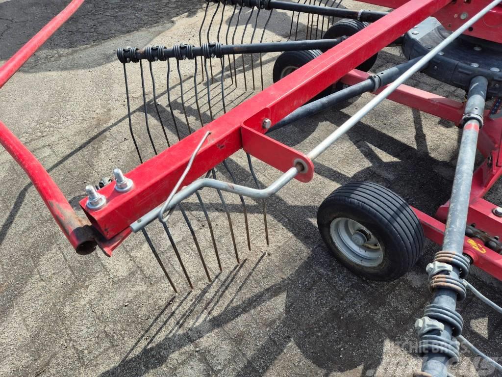 Lely Hibiscus 815 CD Vario Windrowers