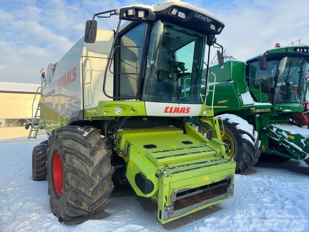 CLAAS Lexion 540 Combine harvesters