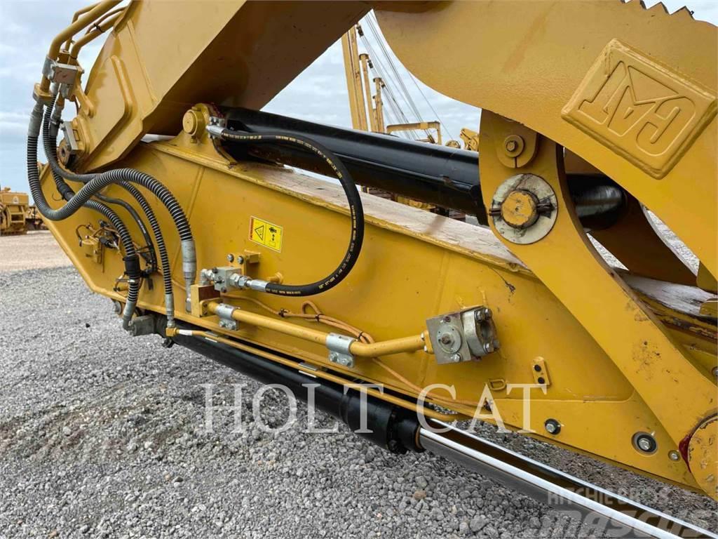 CAT 325 Crawler excavators