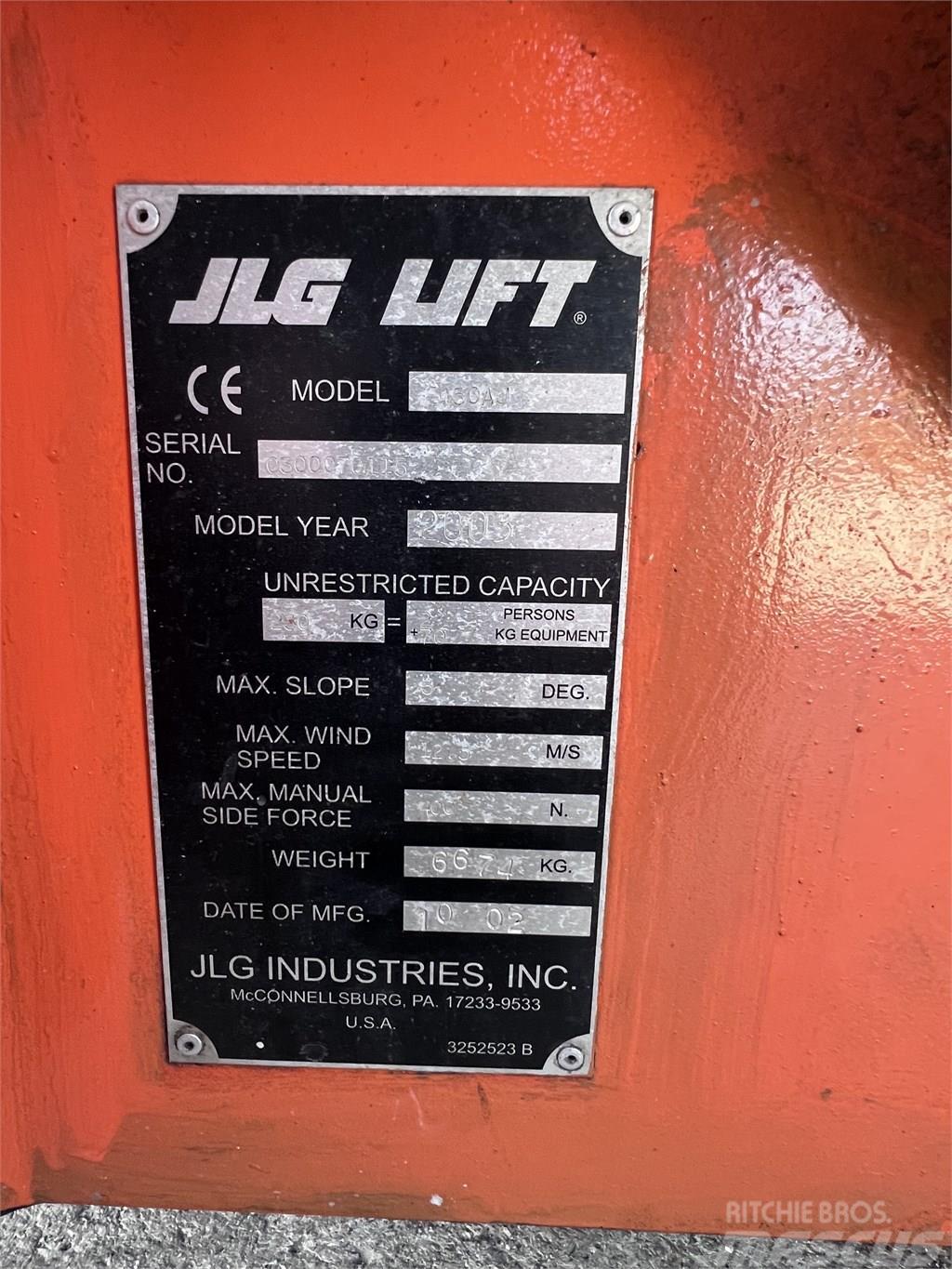 JLG E450 AJ Articulated boom lifts