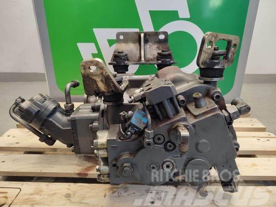 CLAAS Scorpion 7045 (581108) gearbox Transmission