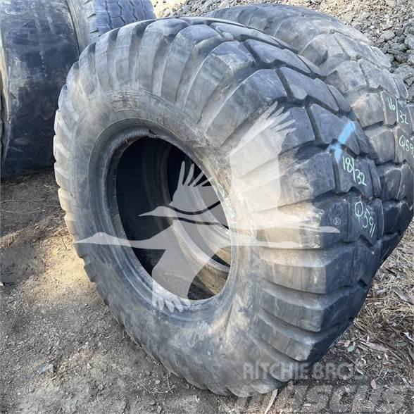 Toyo 17.5R25 Tyres, wheels and rims