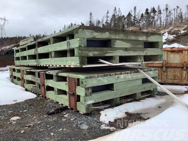  15 Ton Wooden 2-Section 25 Ft x 20 Ft x 35 Inch Ba Work boats / barges