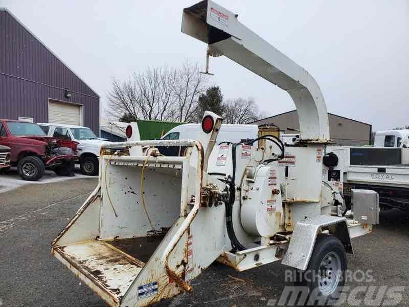 Morbark Beever M12D Wood chippers