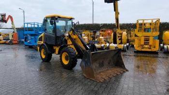 JCB 406