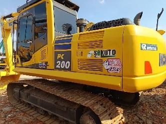 Komatsu PC200