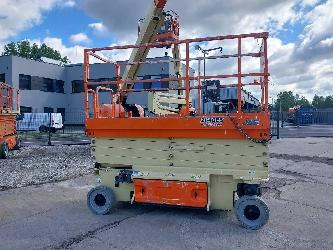 JLG ES 2646