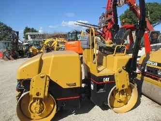 CAT CB 214 E