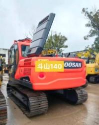 Doosan DX 140