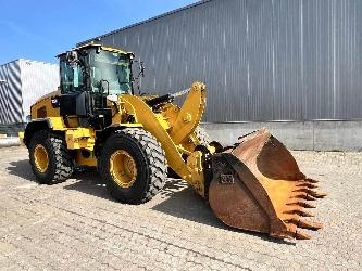 CAT 926M