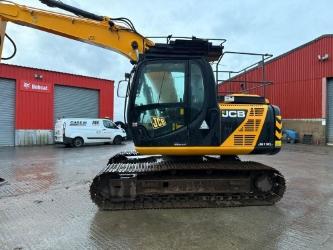 JCB JS130