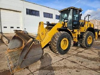 CAT 950M