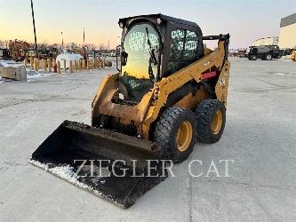 CAT 242D3