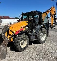 Terex TLB 890