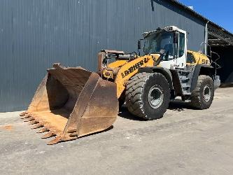 Liebherr L580