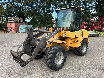 Volvo L 30 B