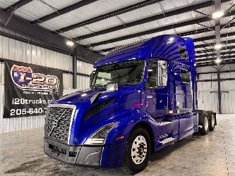 Volvo VNL860