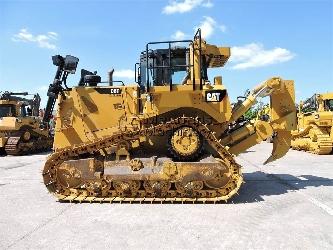 CAT D8T