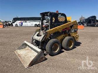 CAT 236D
