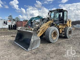 CAT 930H