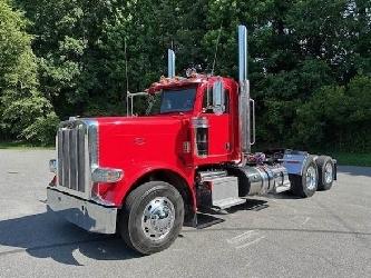 Peterbilt 389