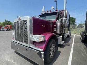 Peterbilt 389