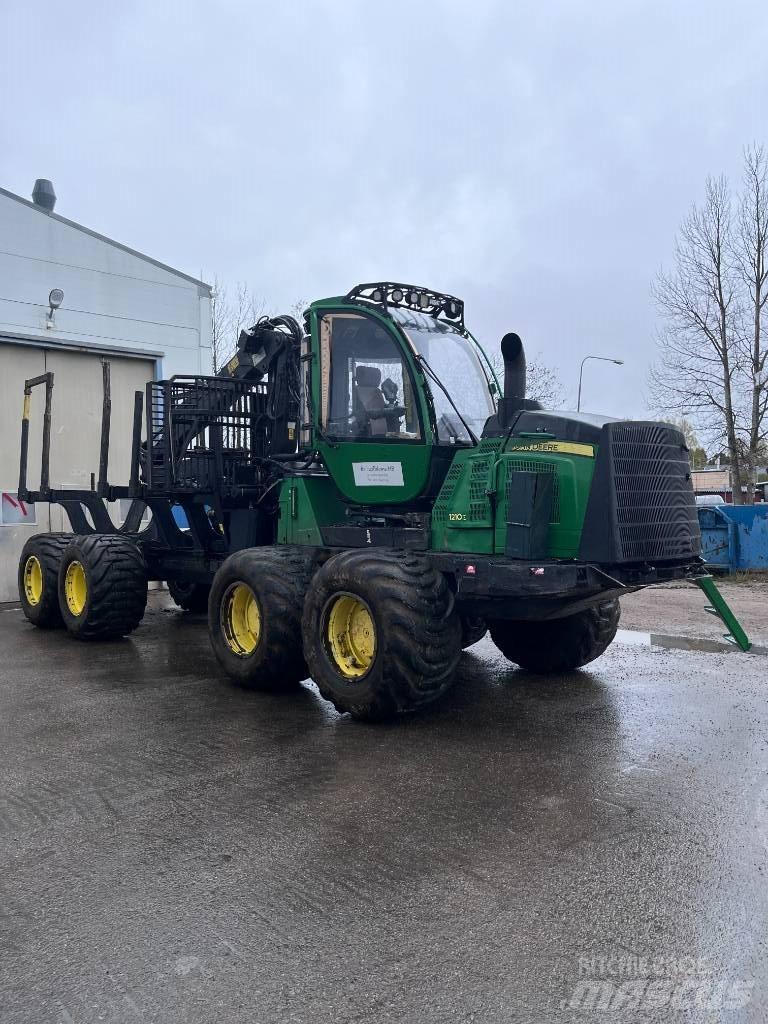 John Deere 1210 E Naudoti miškovežiai (Forvarderiai)