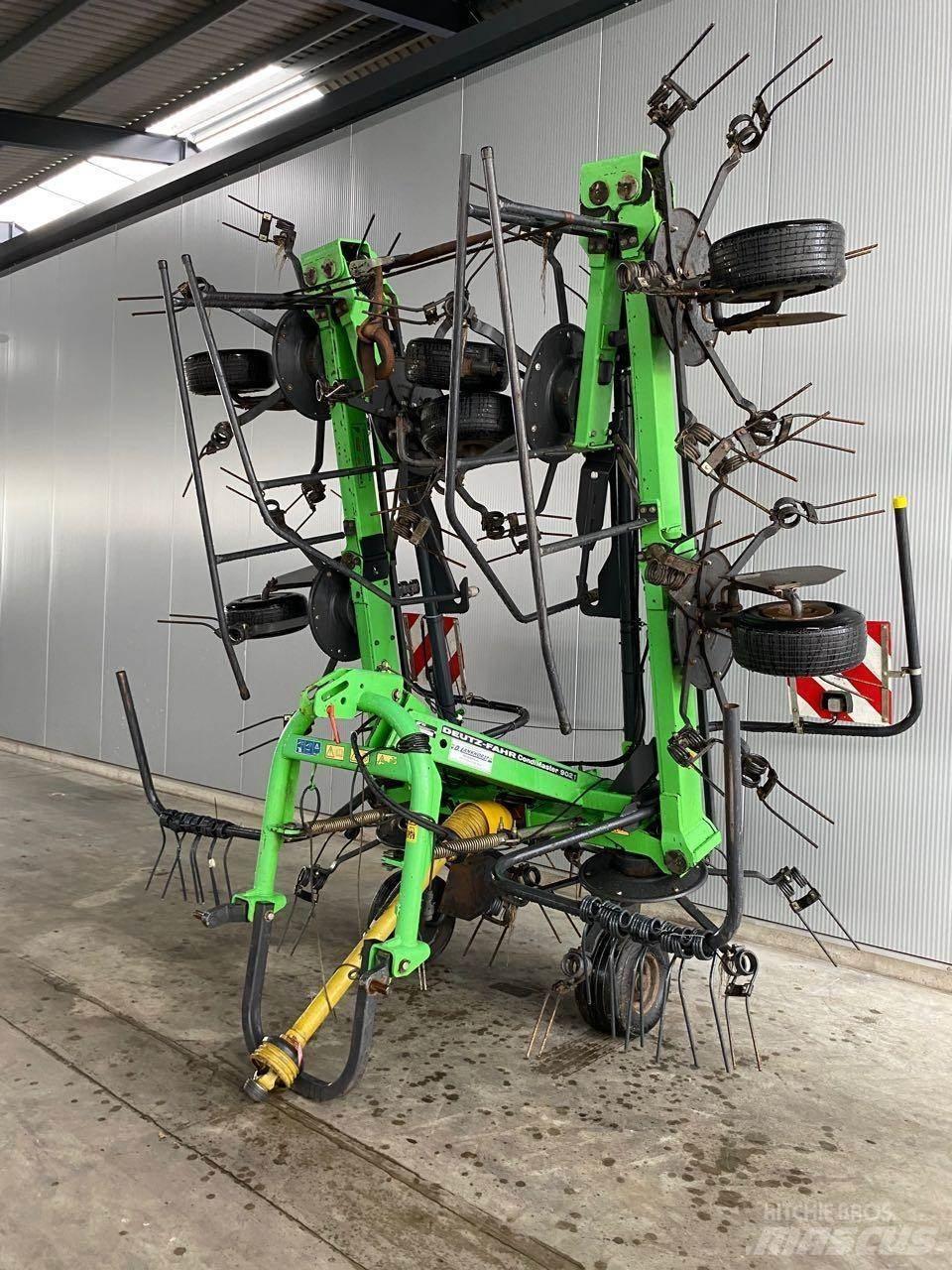 Deutz-Fahr 6917 Šieno grėbliai ir vartytuvai