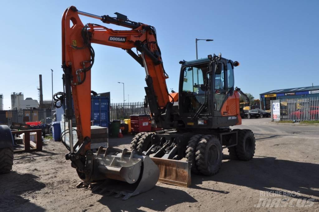 Doosan DX 100-7 Ratiniai ekskavatoriai