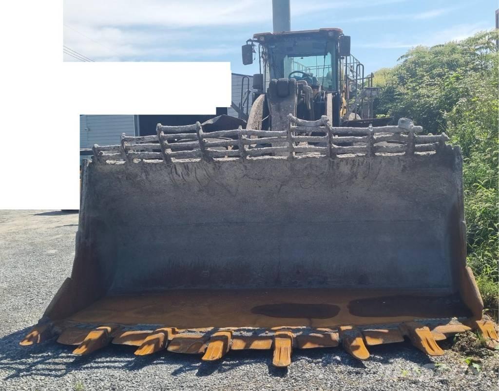 Volvo L 350 F Naudoti ratiniai krautuvai