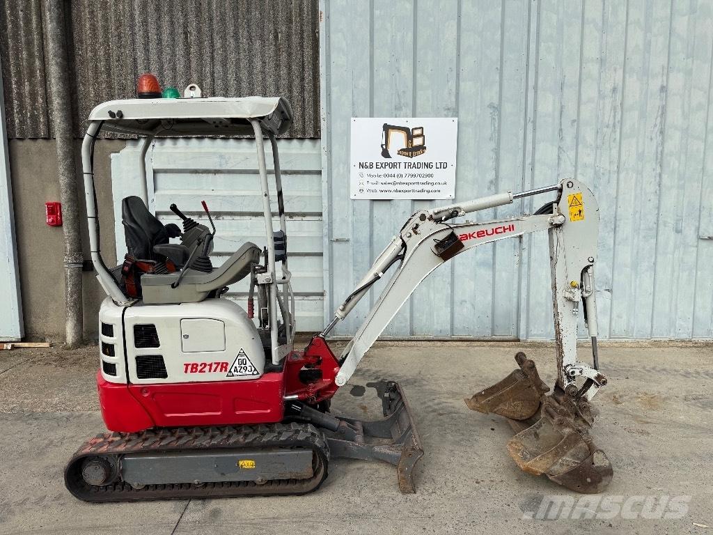 Takeuchi TB 217 R Mini ekskavatoriai < 7 t