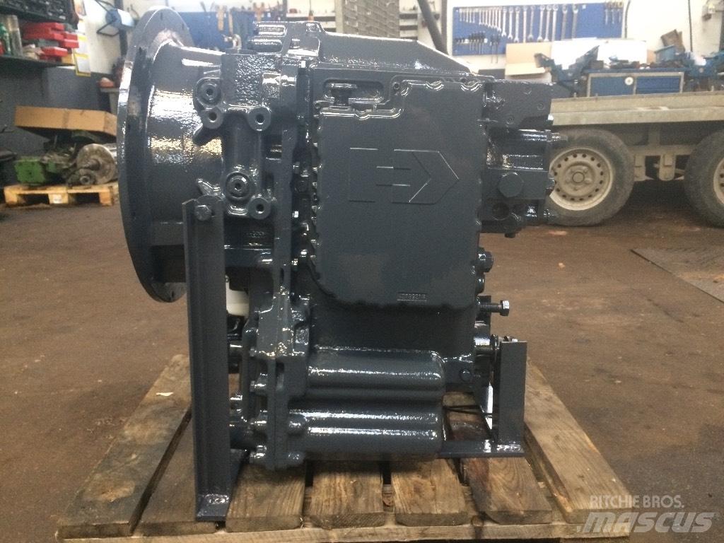 New Holland LB 115 Ekskavatoriniai krautuvai
