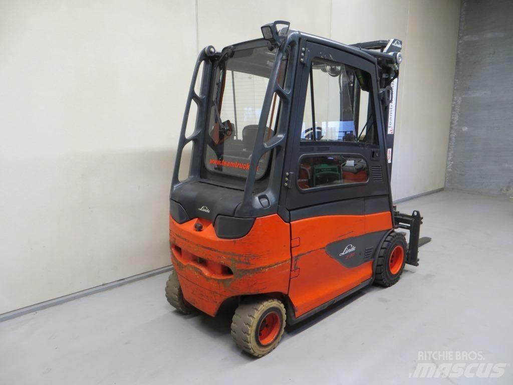 Linde E30 Elektriniai šakiniai krautuvai