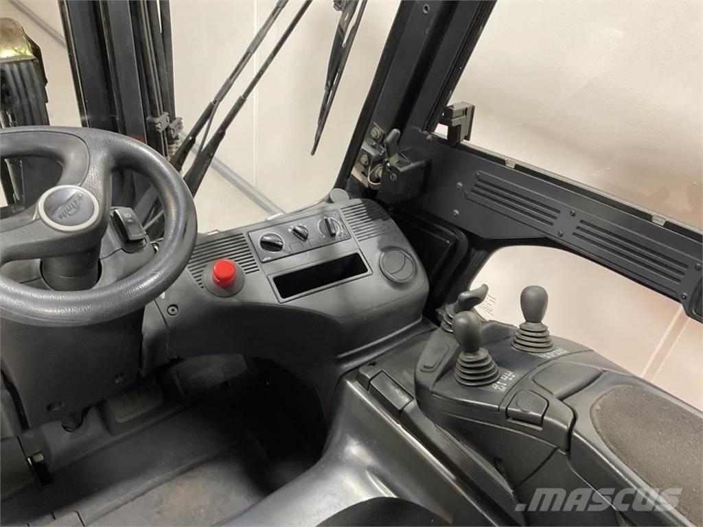 Linde E30 Elektriniai šakiniai krautuvai