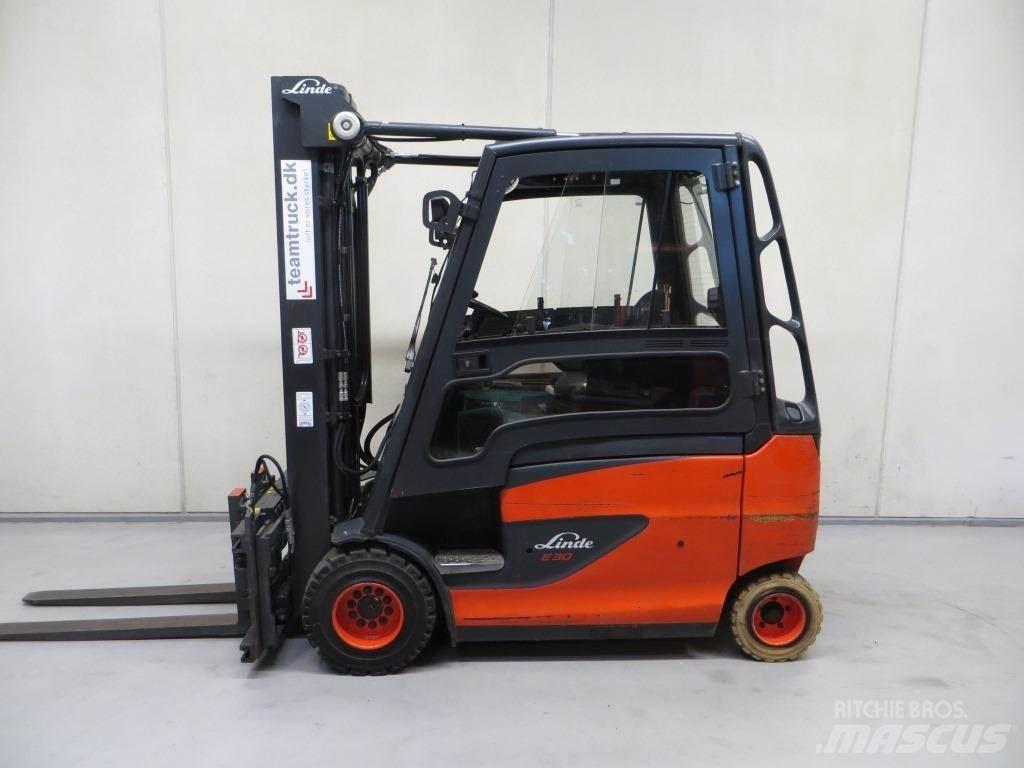 Linde E30 Elektriniai šakiniai krautuvai