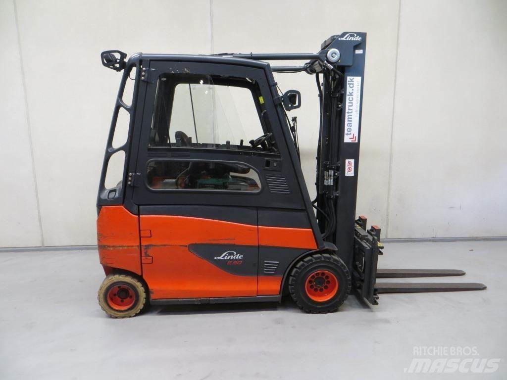 Linde E30 Elektriniai šakiniai krautuvai