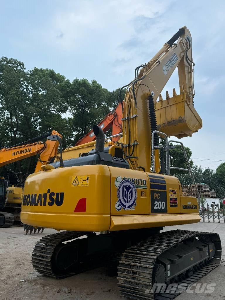 Komatsu PC 200-8 Vidutinės galios ekskavatoriai 7-12 t