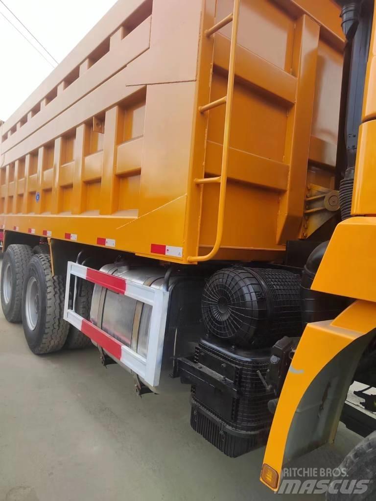 Shacman F3000 6X4 Savivarčių priekabų vilkikai
